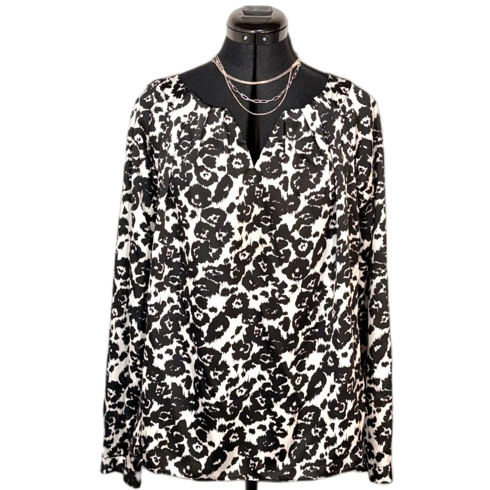 Worthington Black White Animal Print Long Sleeve Blouse